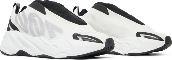 adidas Yeezy Boost 700 MNVN Laceless Analog