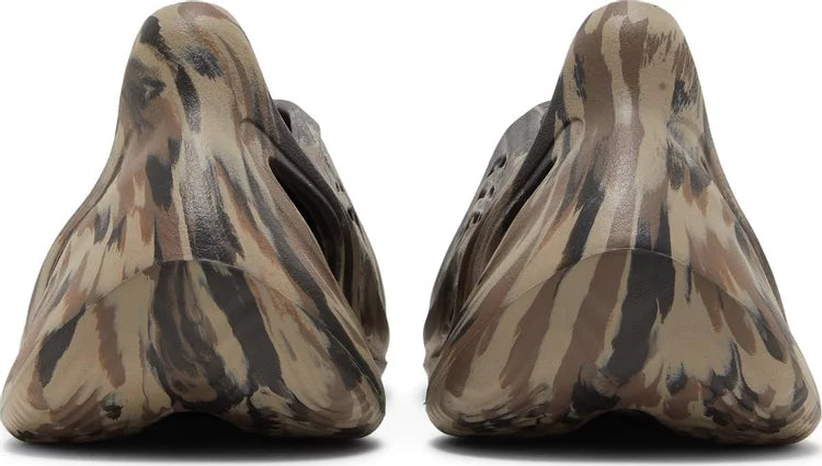 adidas Yeezy Foam RNR MX Cinder %