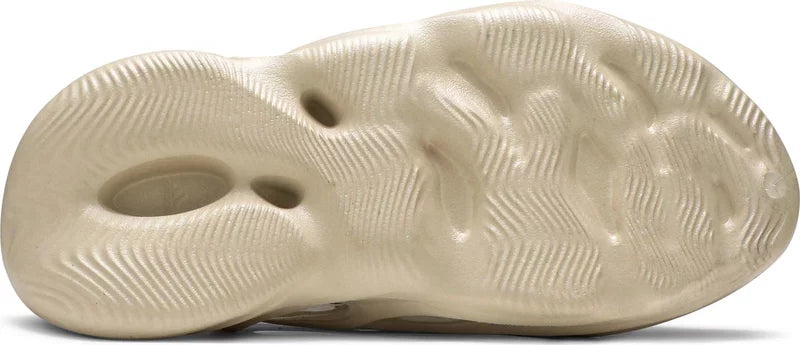adidas Yeezy Foam RNNR Sand