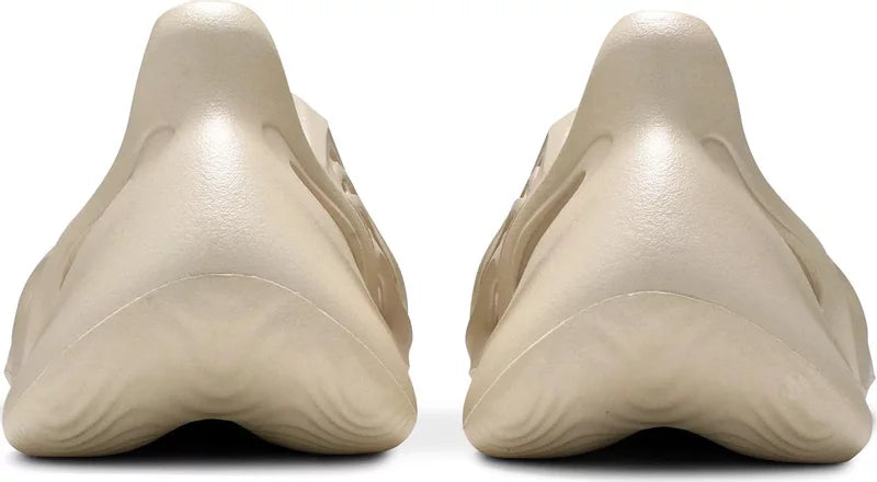adidas Yeezy Foam RNNR Sand