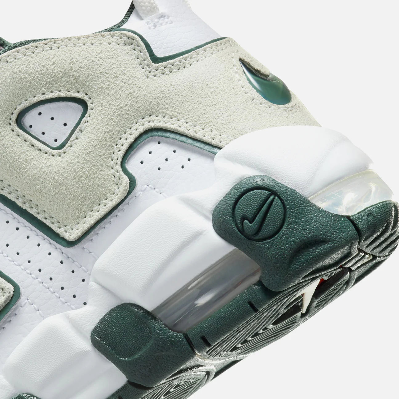 NIKE AIR MORE UPTEMPO KI WHITE/SEA GLASS-VINTAGE GREEN
