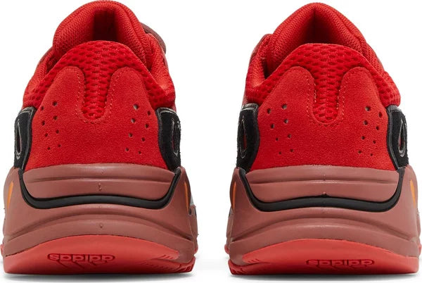adidas Yeezy Boost 700 Hi-Res Red %