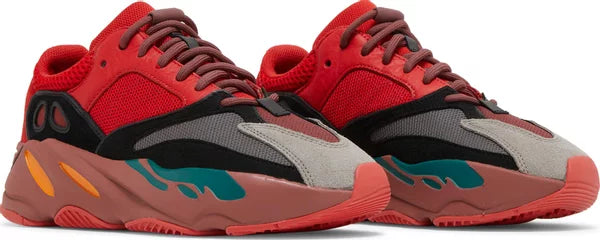 adidas Yeezy Boost 700 Hi-Res Red %