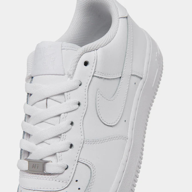 White Air Force 1 LE