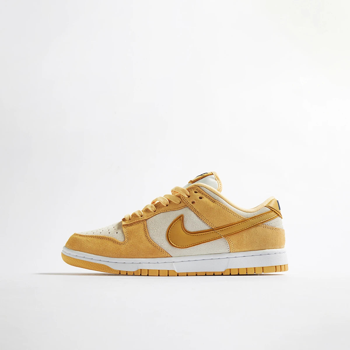 Wmns Dunk Low LX 'Gold Suede'