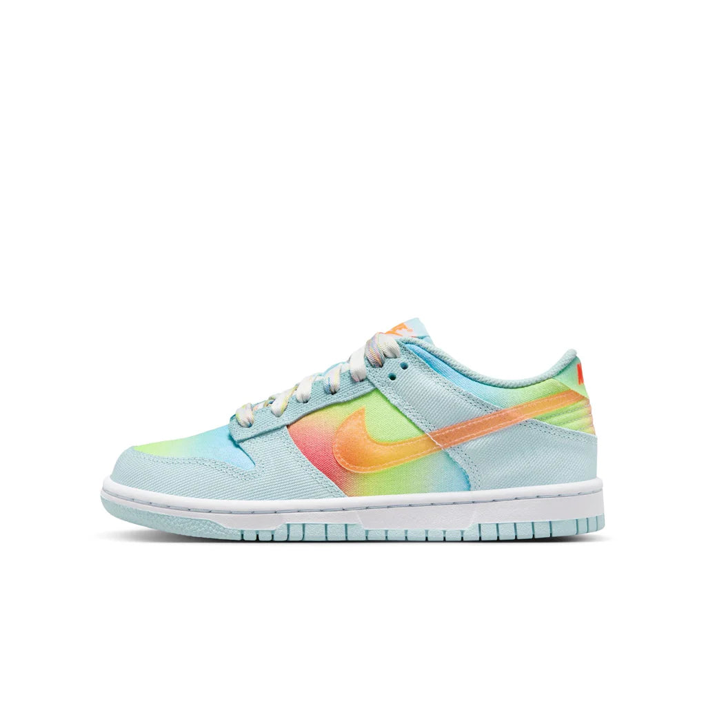 NIKE DUNK LOW HEAT SIGNATURE