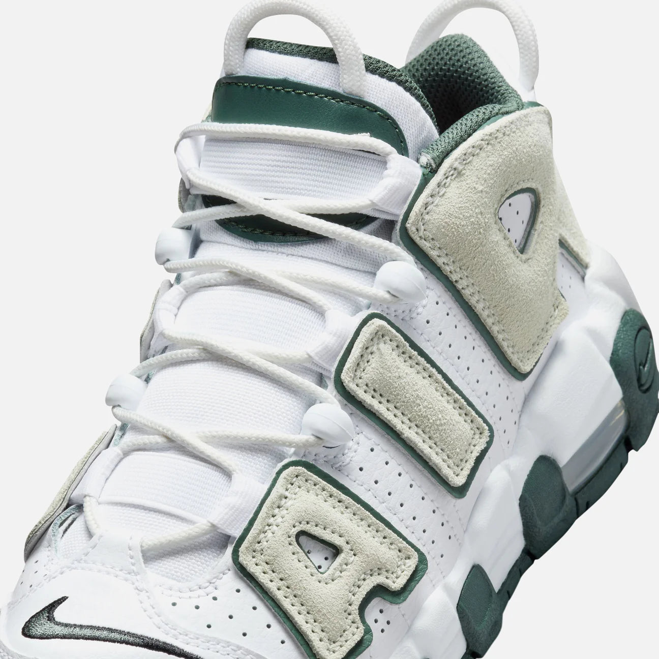 NIKE AIR MORE UPTEMPO KI WHITE/SEA GLASS-VINTAGE GREEN
