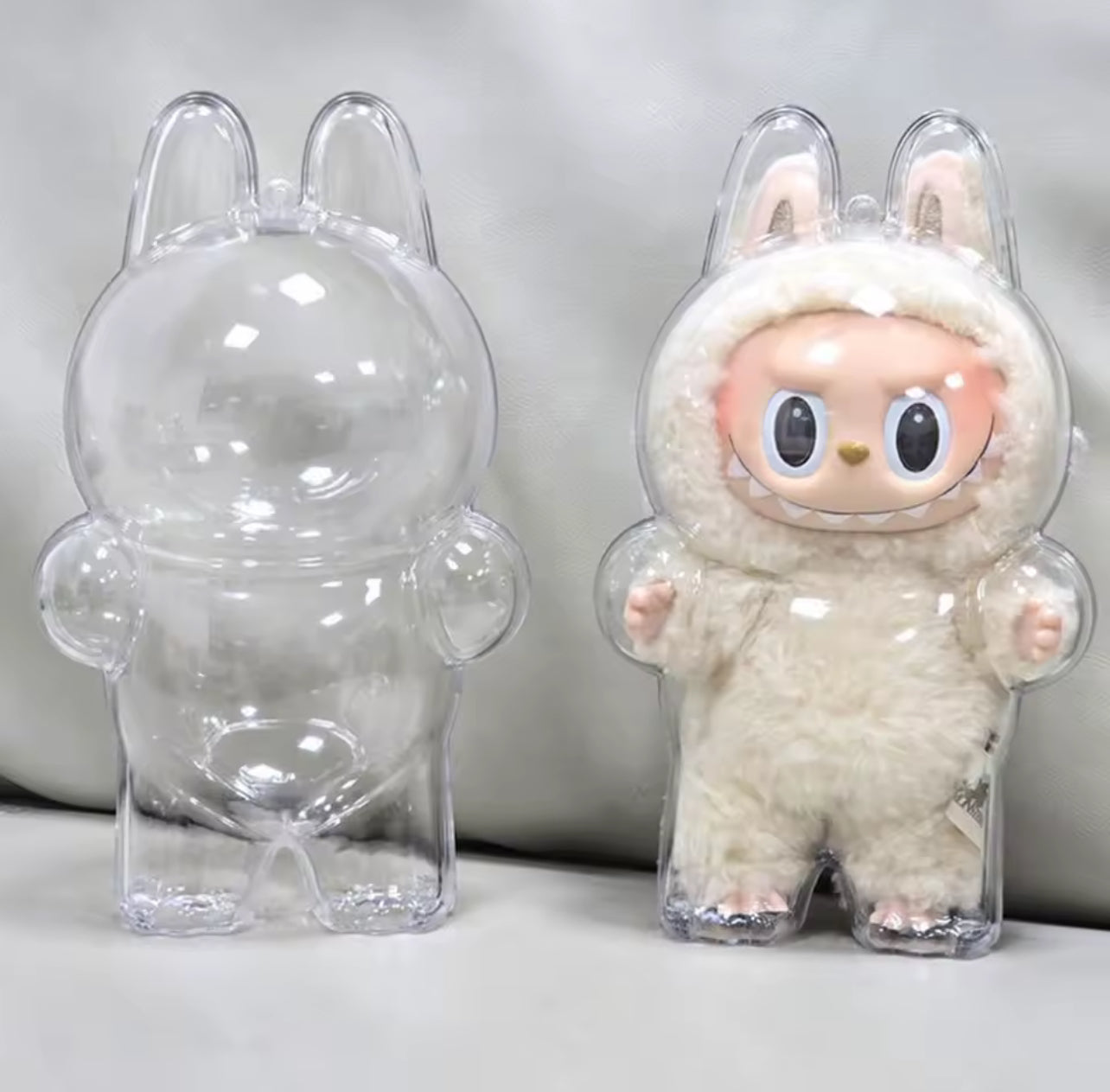 Labubu Protective Case with Chain for Standing Labubu
