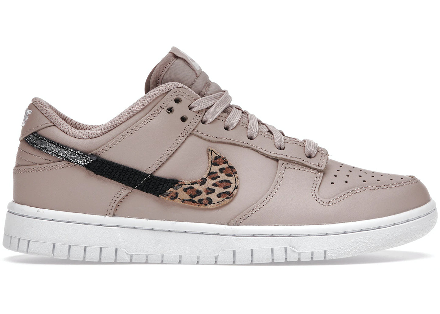 Women's Nike Dunk Low SE Primal Pink