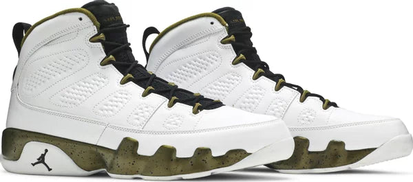 Jordan 9 Retro Statue