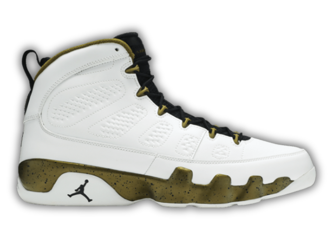 Jordan 9 Retro Statue