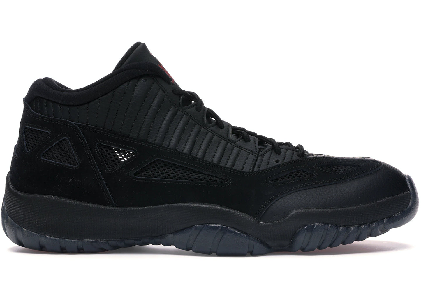 Jordan 11 Retro Low IE Referee 2015